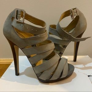 Aldo Ramirec Grey Faux Suede Strappy Heels sz 6